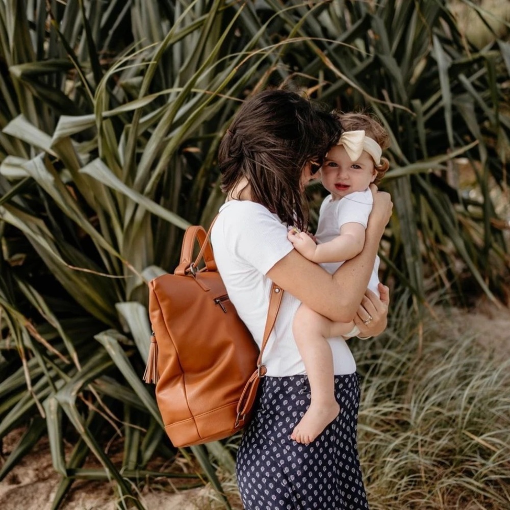 ARCH LUXE Diaper Bag - Vegan Tan